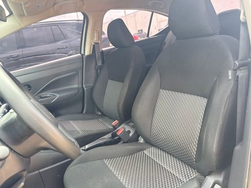 Used 2021 Nissan Versa S FWD image 9