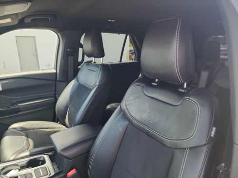Used 2022 Ford Explorer ST w/ ST Street Pack RWD image 17