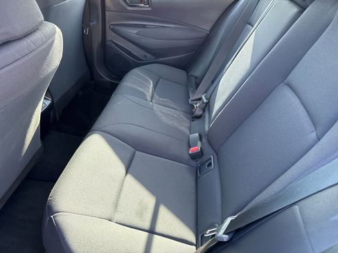 Used 2025 Toyota Corolla LE FWD image 8