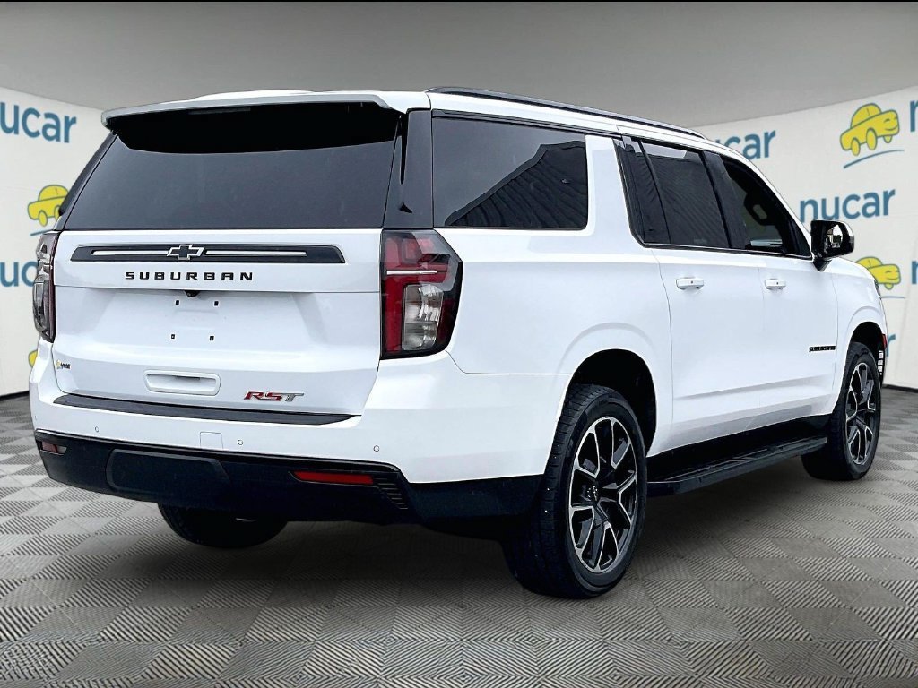 Used 2023 Chevrolet Suburban RST w/ Luxury Package AWD/4WD image 6