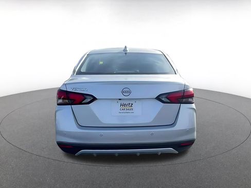 Used 2025 Nissan Versa SV FWD image 12