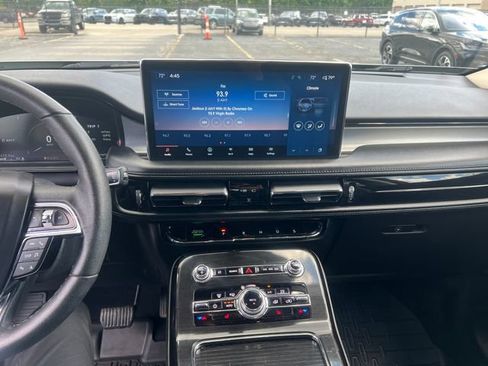 Certified 2023 Lincoln Nautilus AWD w/ Premium Package image 20