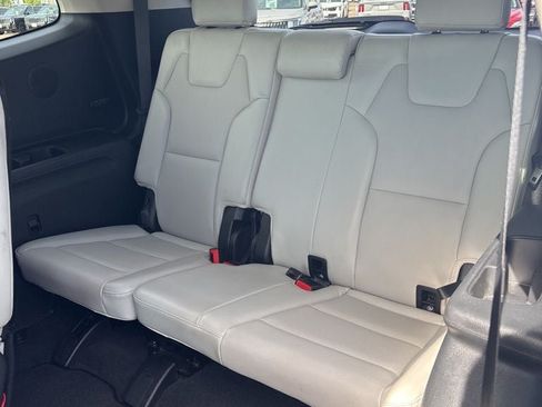 Used 2020 Kia Telluride SX w/ SX Prestige Package AWD/4WD image 25