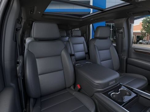 New 2026 Chevrolet Tahoe Z71 w/ Comfort Package AWD/4WD image 16