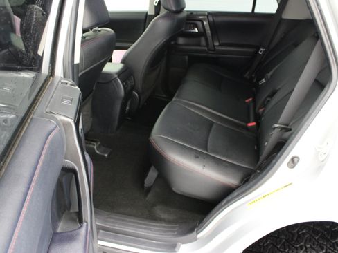 Used 2023 Toyota 4Runner TRD Off-Road Premium w/ Moonroof Package AWD/4WD image 31