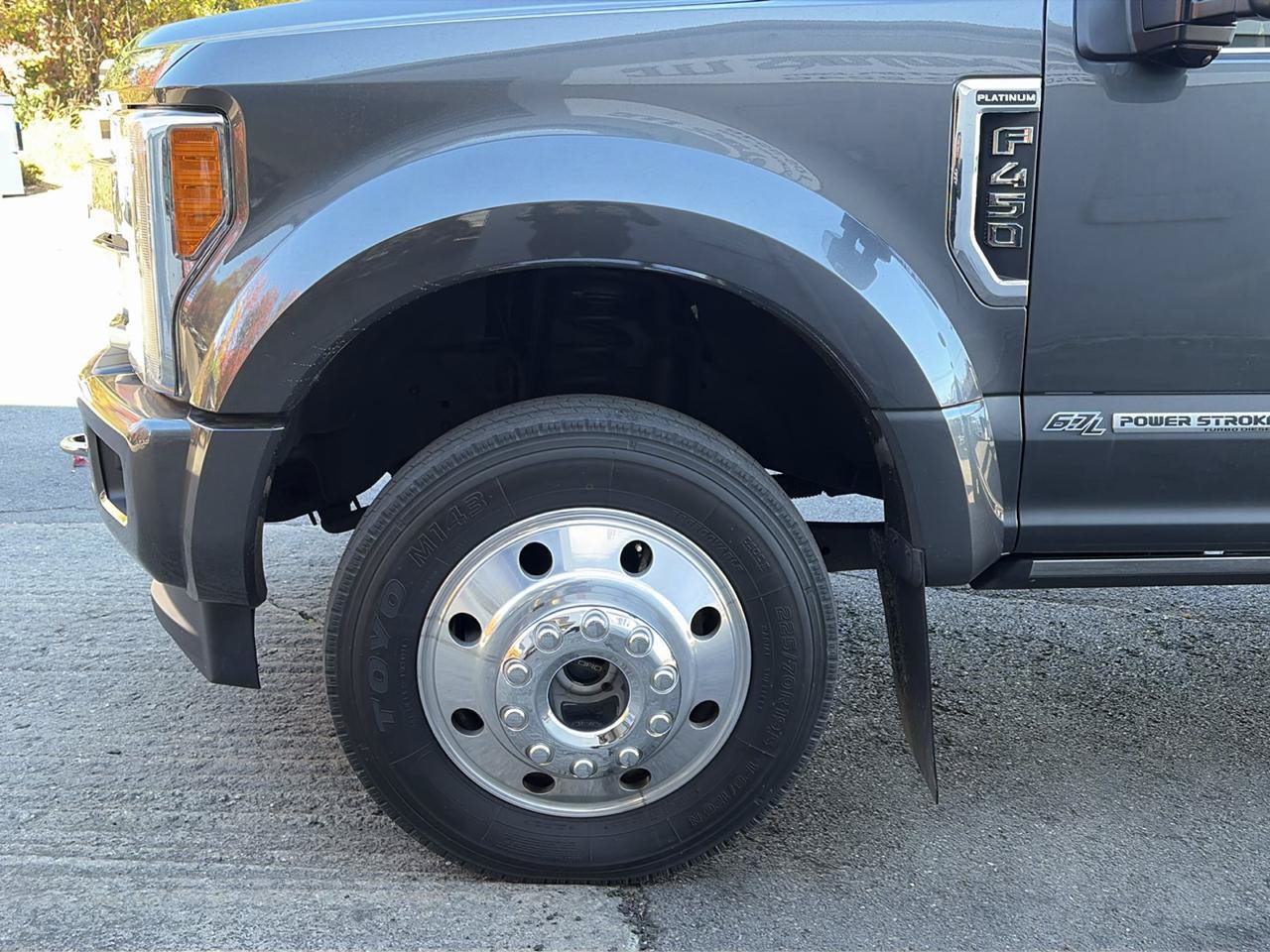 Used 2019 Ford F450 Platinum w/ Platinum Ultimate Package AWD/4WD image 19
