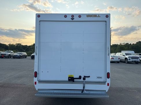 New 2025 Chevrolet Express 3500 w/ Power Convenience Package image 5