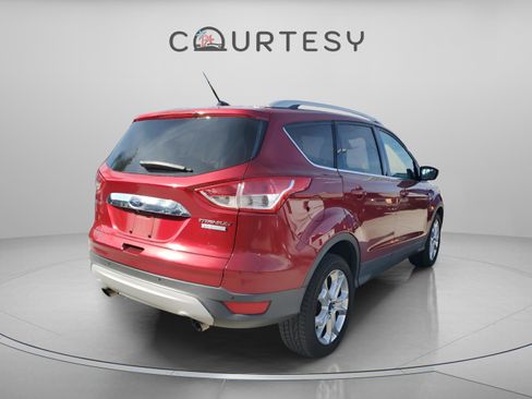Used 2016 Ford Escape Titanium image 3