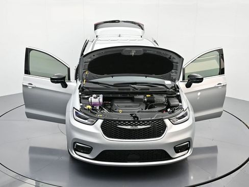 New 2026 Chrysler Pacifica Select image 46