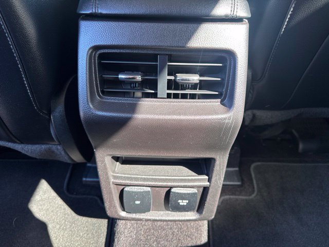 Used 2016 Ford Edge SEL w/ Equipment Group 201A AWD/4WD image 12