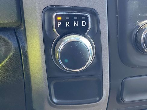 Used 2017 RAM 1500 Express image 19