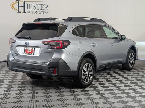 Used 2020 Subaru Outback Premium AWD/4WD image 7