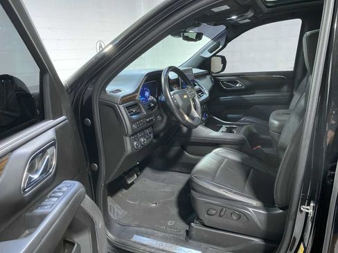 Used 2023 Chevrolet Tahoe High Country w/ Advanced Technology Package AWD/4WD image 2