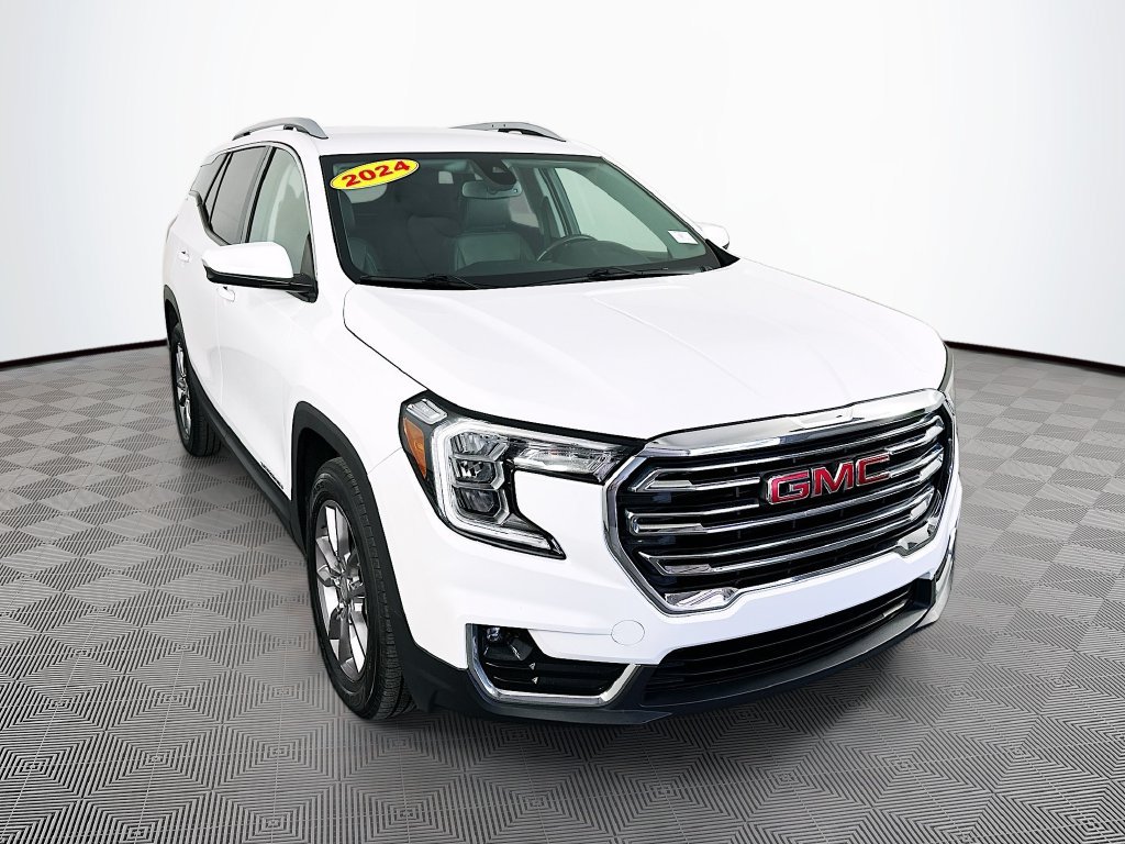Used 2024 GMC Terrain SLT FWD image 2