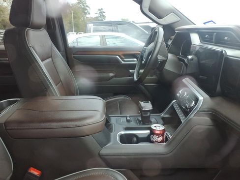 Used 2023 GMC Sierra 1500 Denali w/ Technology Package image 10