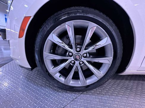 Used 2015 Cadillac XTS image 10