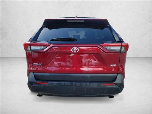 Used 2023 Toyota RAV4 XLE Premium FWD image 6