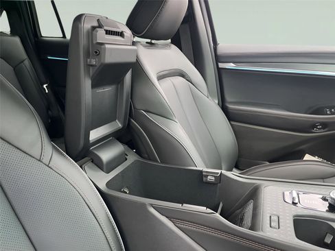 Used 2025 Jeep Wagoneer S Limited image 33