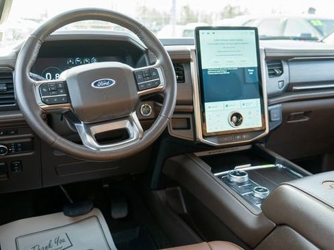 Used 2022 Ford Expedition King Ranch image 18