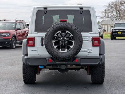 Used 2025 Jeep Wrangler Unlimited Rubicon 4xe w/ Convenience Group AWD/4WD image 6