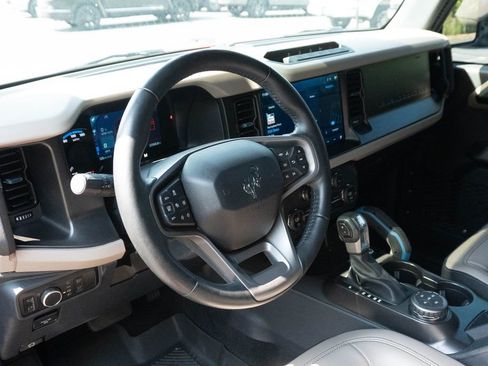 Used 2023 Ford Bronco Wildtrak AWD/4WD image 3