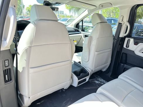 New 2026 Honda Odyssey EX-L image 13