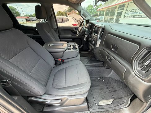 Used 2021 Chevrolet Silverado 1500 Custom w/ LPO, Dark Essentials Package RWD image 10