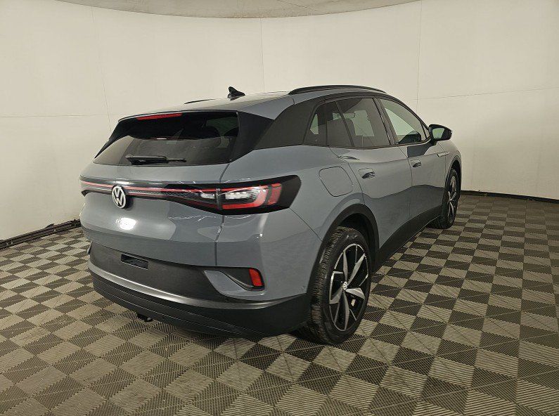 Used 2024 Volkswagen ID.4 Pro S AWD/4WD image 2