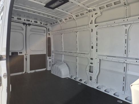 New 2026 RAM ProMaster 2500 w/ Convenience Group image 12