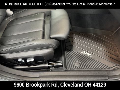Used 2023 BMW 330i xDrive Sedan AWD/4WD image 50