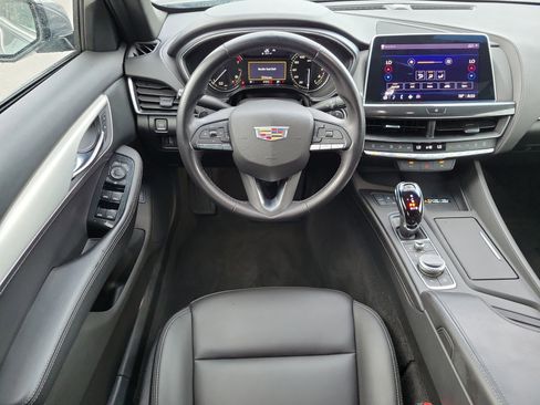 Used 2022 Cadillac CT5 Luxury RWD image 17