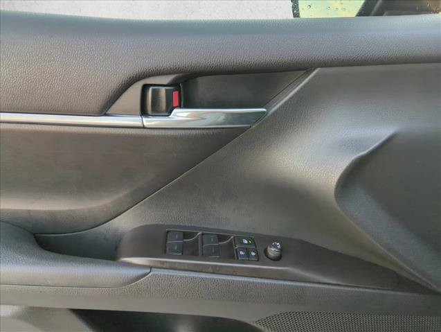 Certified 2024 Toyota Camry SE FWD image 11