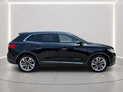Used 2016 Lincoln MKX Reserve w/ Climate Package AWD/4WD image 6