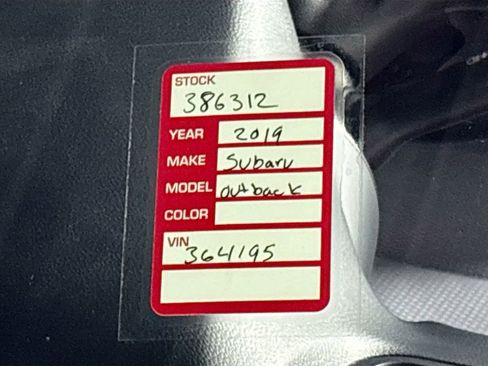 Used 2019 Subaru Outback 2.5i AWD/4WD image 24
