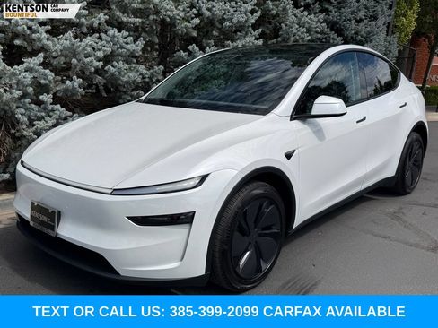 Used 2026 Tesla Model Y Long Range AWD/4WD image 3