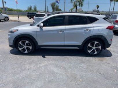 Used 2017 Hyundai Tucson Limited w/ Limited Ultimate Package 03