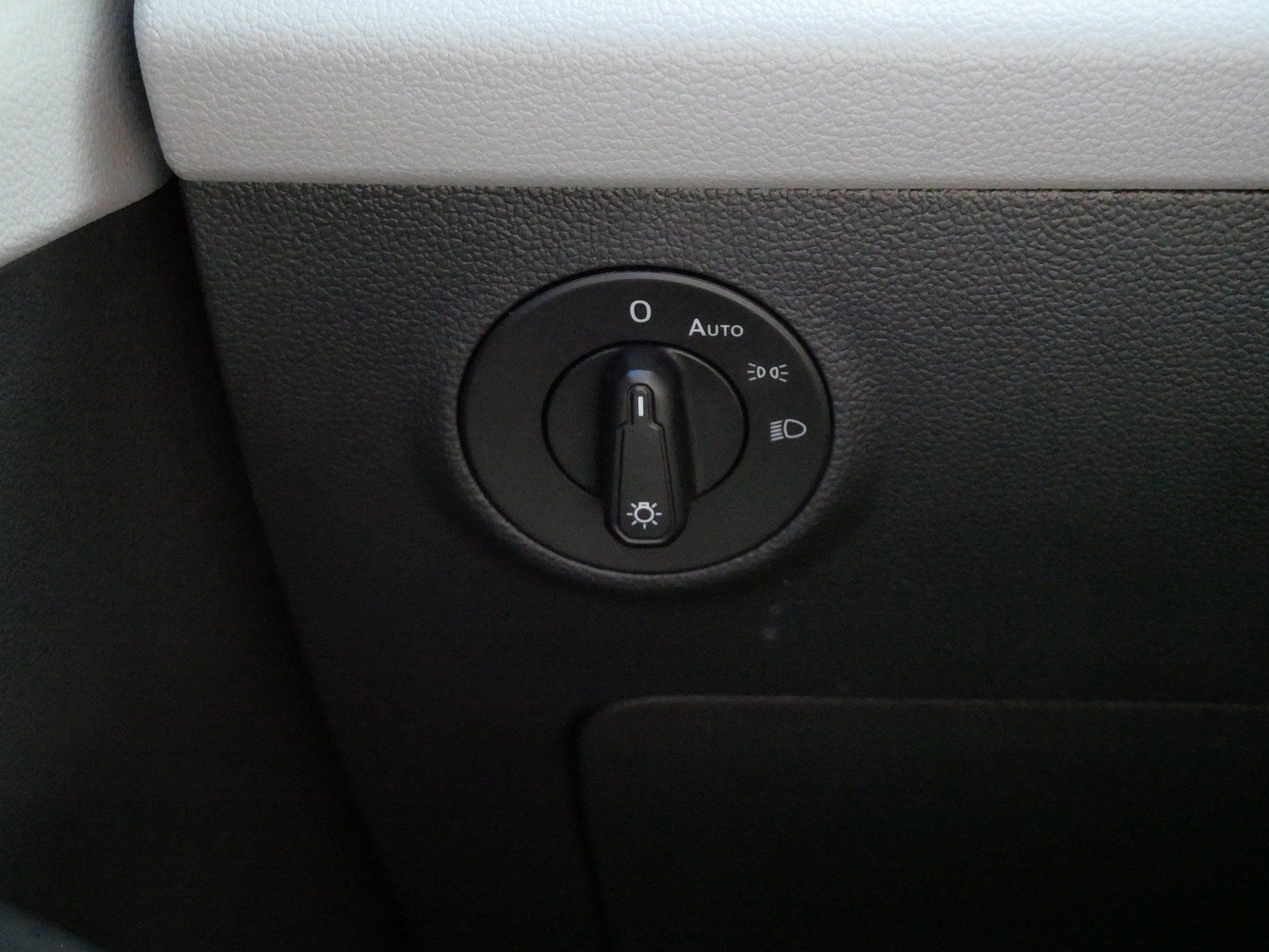 Certified 2024 Volkswagen Taos S AWD/4WD image 27
