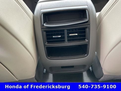 Used 2023 Cadillac XT5 Premium Luxury w/ Technology Package AWD/4WD image 43