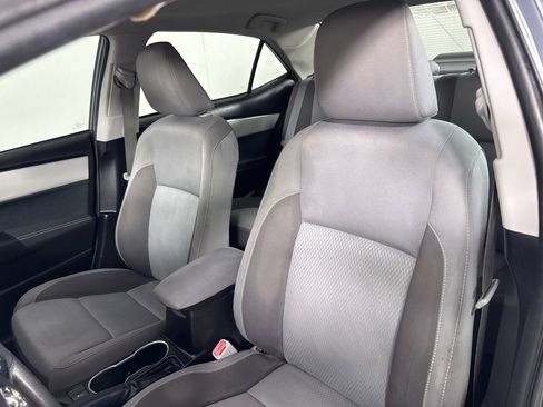 Used 2018 Toyota Corolla LE image 13