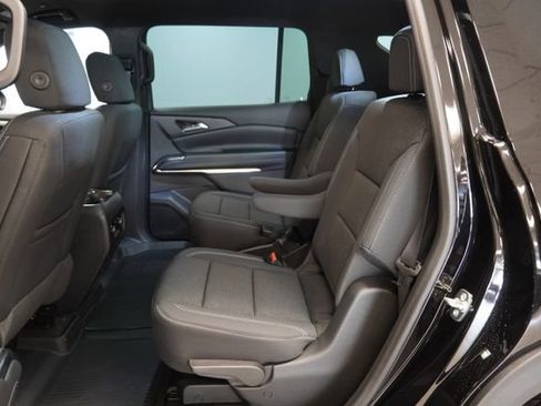 New 2026 Chevrolet Traverse LT w/ Midnight/Sport Edition AWD/4WD image 27