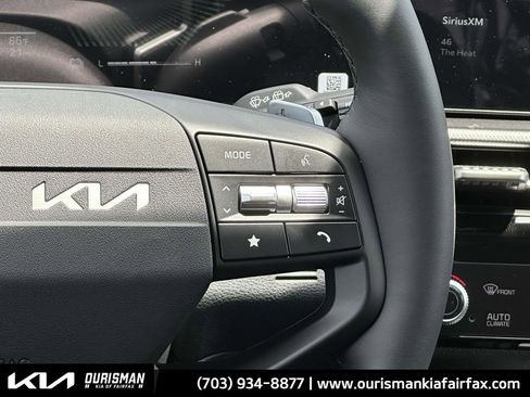 New 2026 Kia Sportage LX image 13