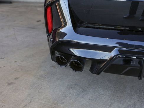 Used 2025 BMW X5 M Competition w/ Executive Package image 14