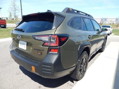 Certified 2025 Subaru Outback Wilderness AWD/4WD image 7