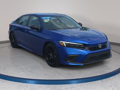 Certified 2024 Honda Civic Sport image 3