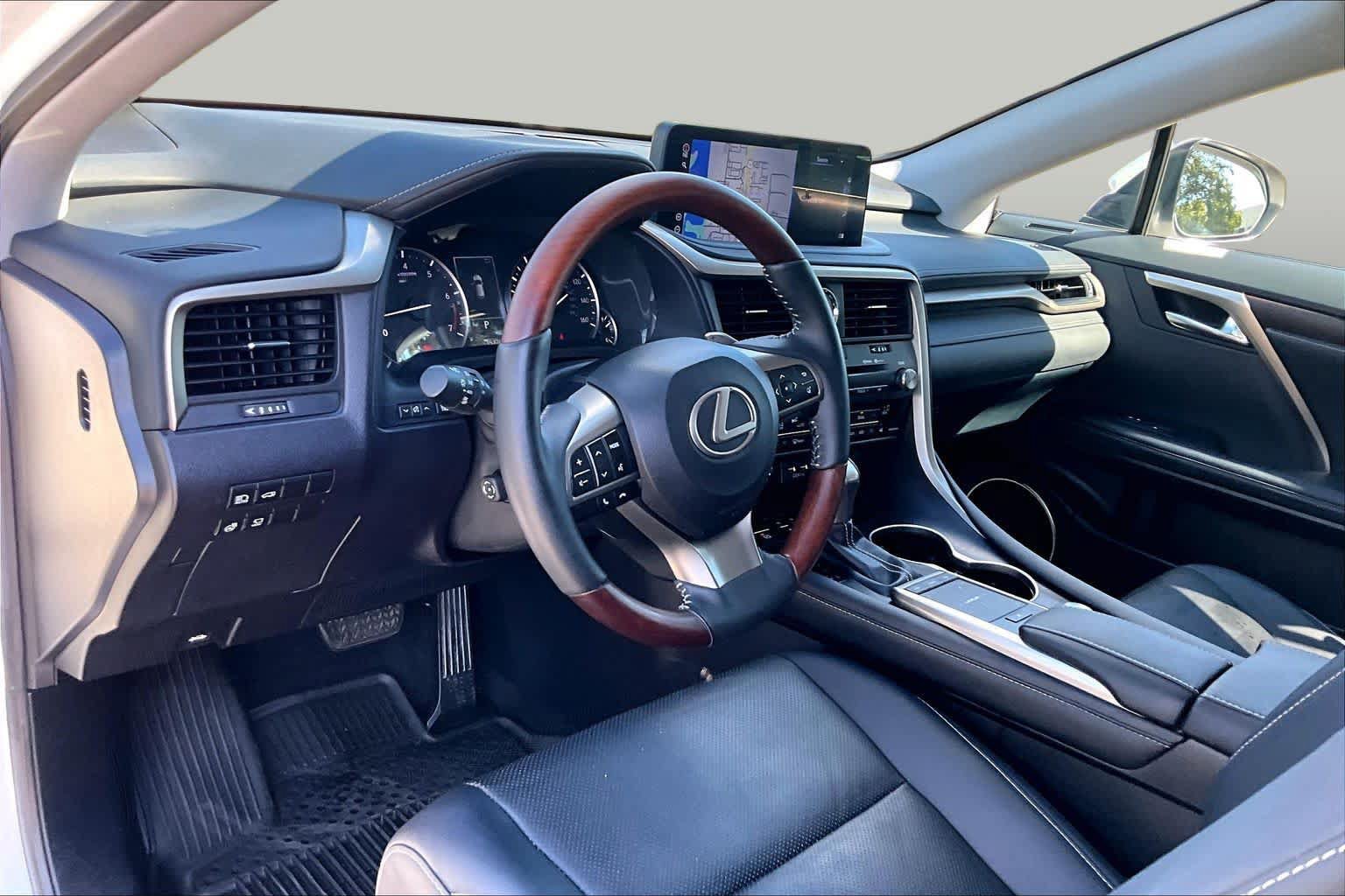 Used 2022 Lexus RX 350 FWD w/ Premium Package image 18