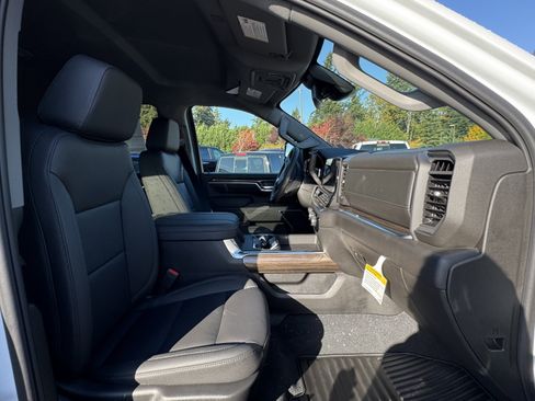 New 2026 Chevrolet Silverado 3500 LT w/ Trail Boss Package image 7