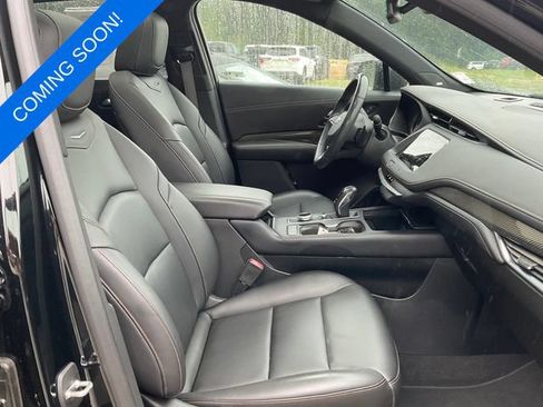 Used 2019 Cadillac XT4 Sport w/ Cold Weather Package AWD/4WD image 5