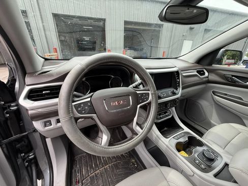 Used 2020 GMC Acadia SLT w/ Driver Alert Package II AWD/4WD image 14
