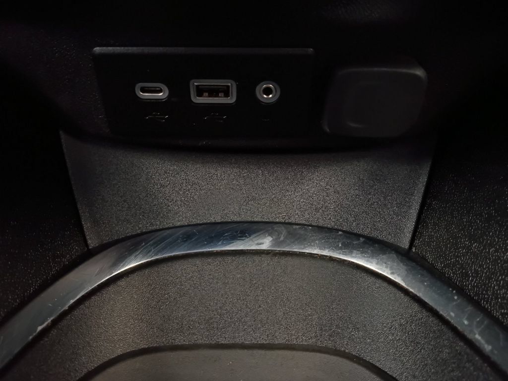 Used 2024 Chevrolet Malibu LT FWD image 6