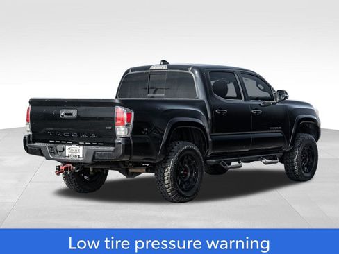 Used 2021 Toyota Tacoma TRD Sport AWD/4WD image 7